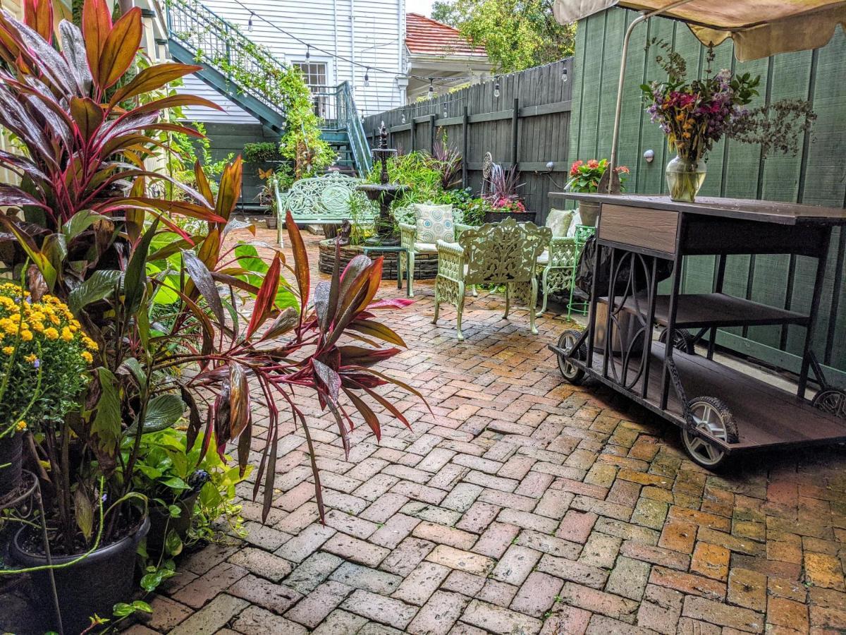 Parisian Courtyard Inn New Orleans Exterior photo